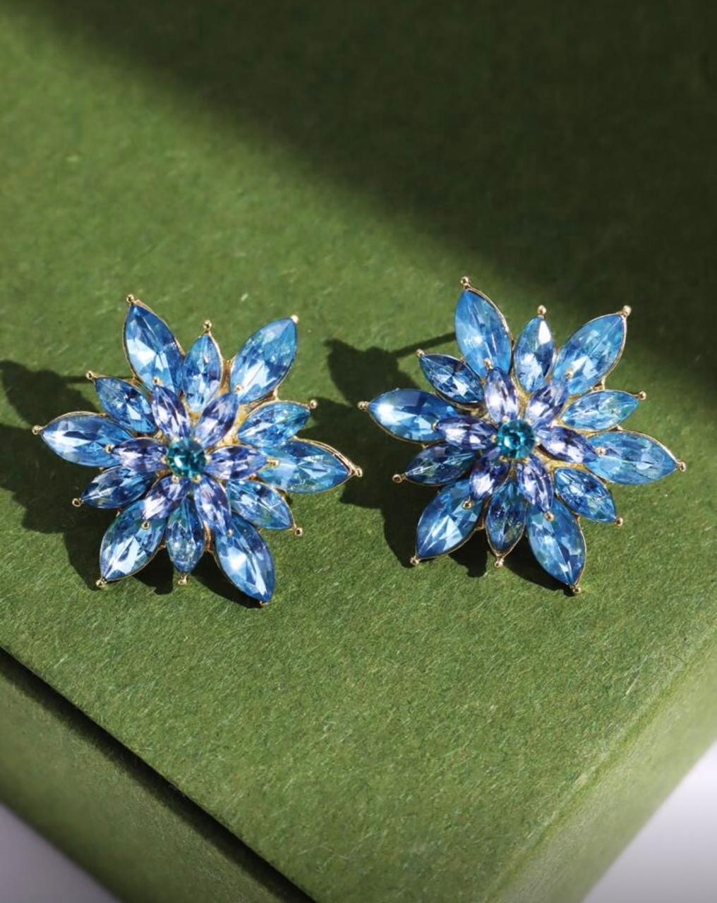 Snowflake Studs