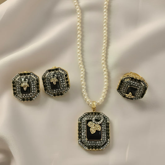 Gilded Grace Set