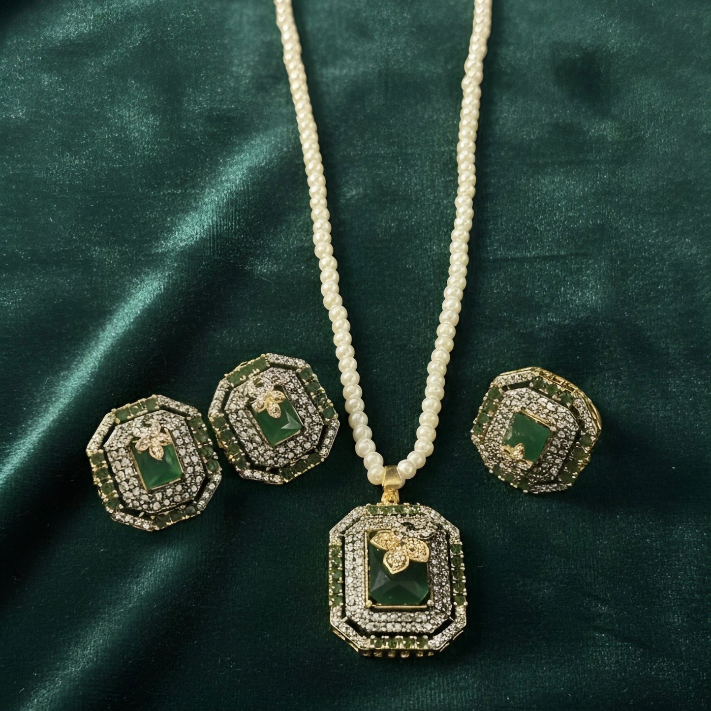 Gilded Grace Set