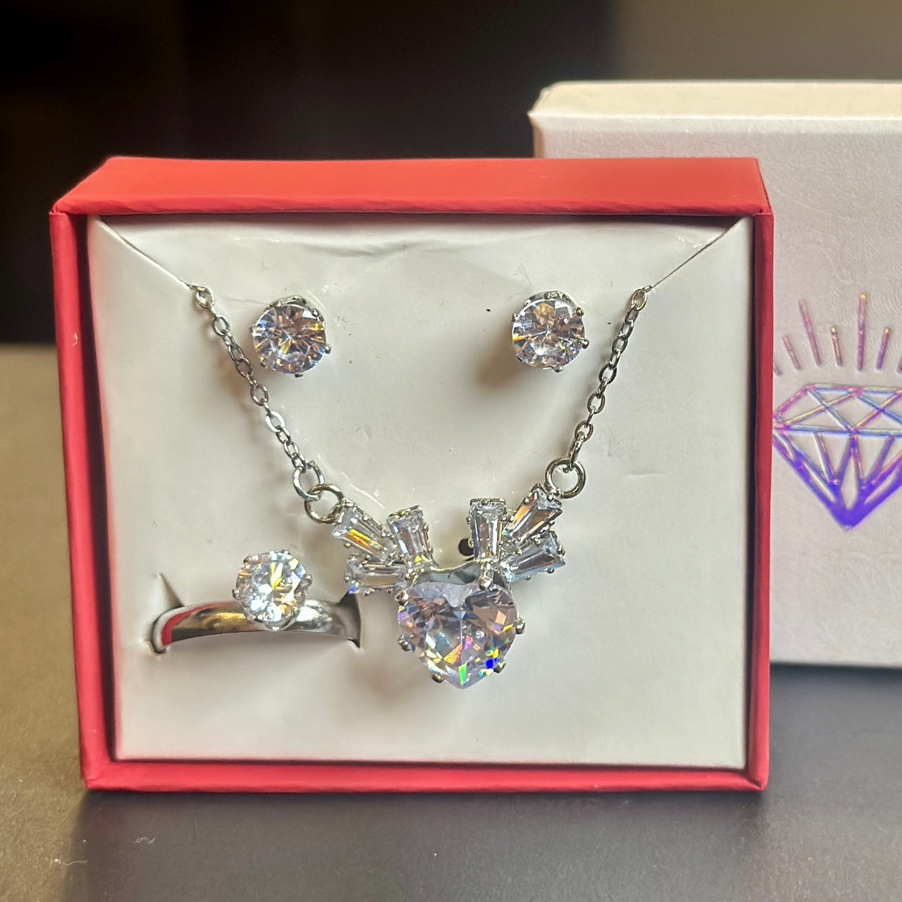 The Prestige Pendant Set