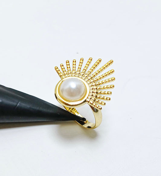 Aurora Pearl Ring