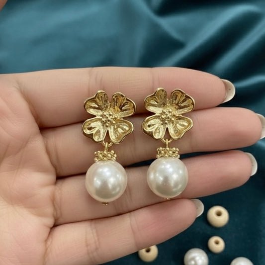 Duchess Pearl Dangles