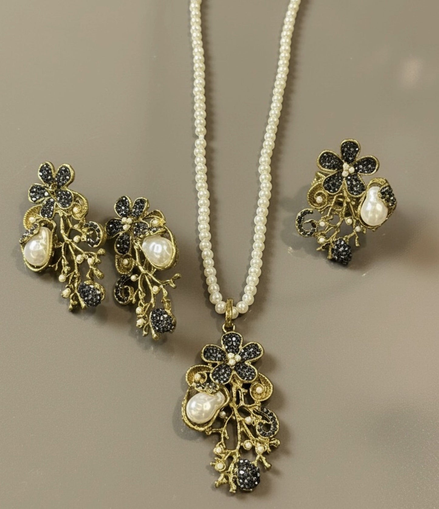 Turkish Pearl Mala Set